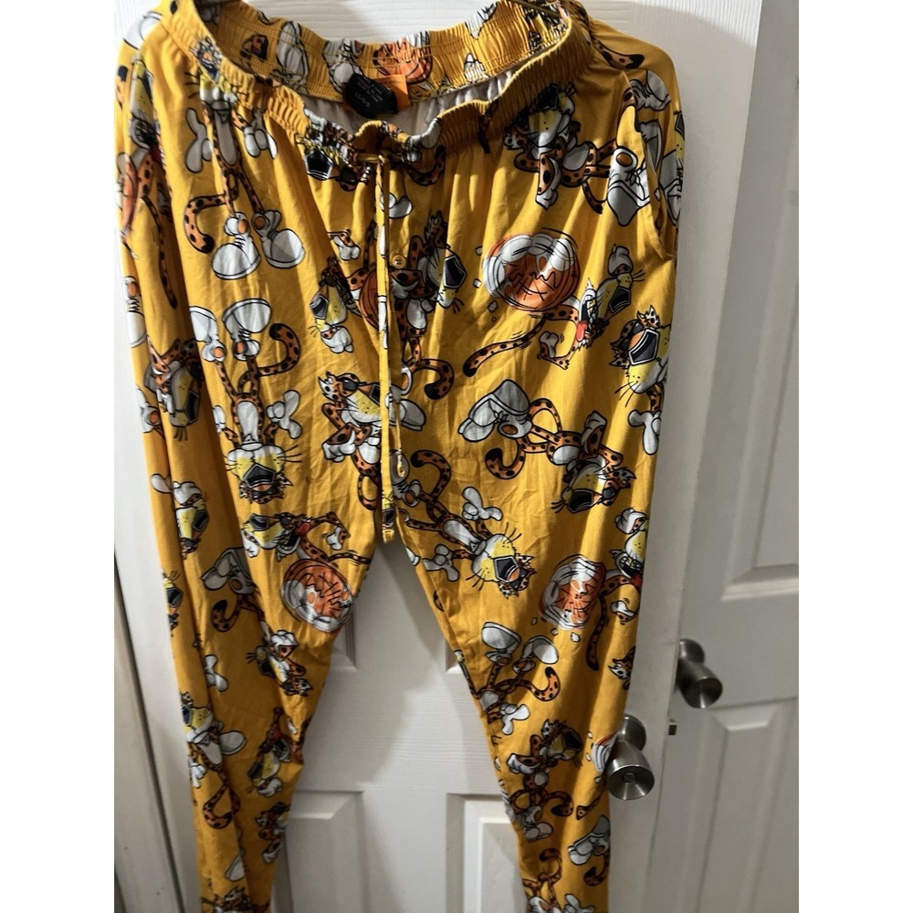 Cheetos Pajamas Mens Size Large‎ Very Soft